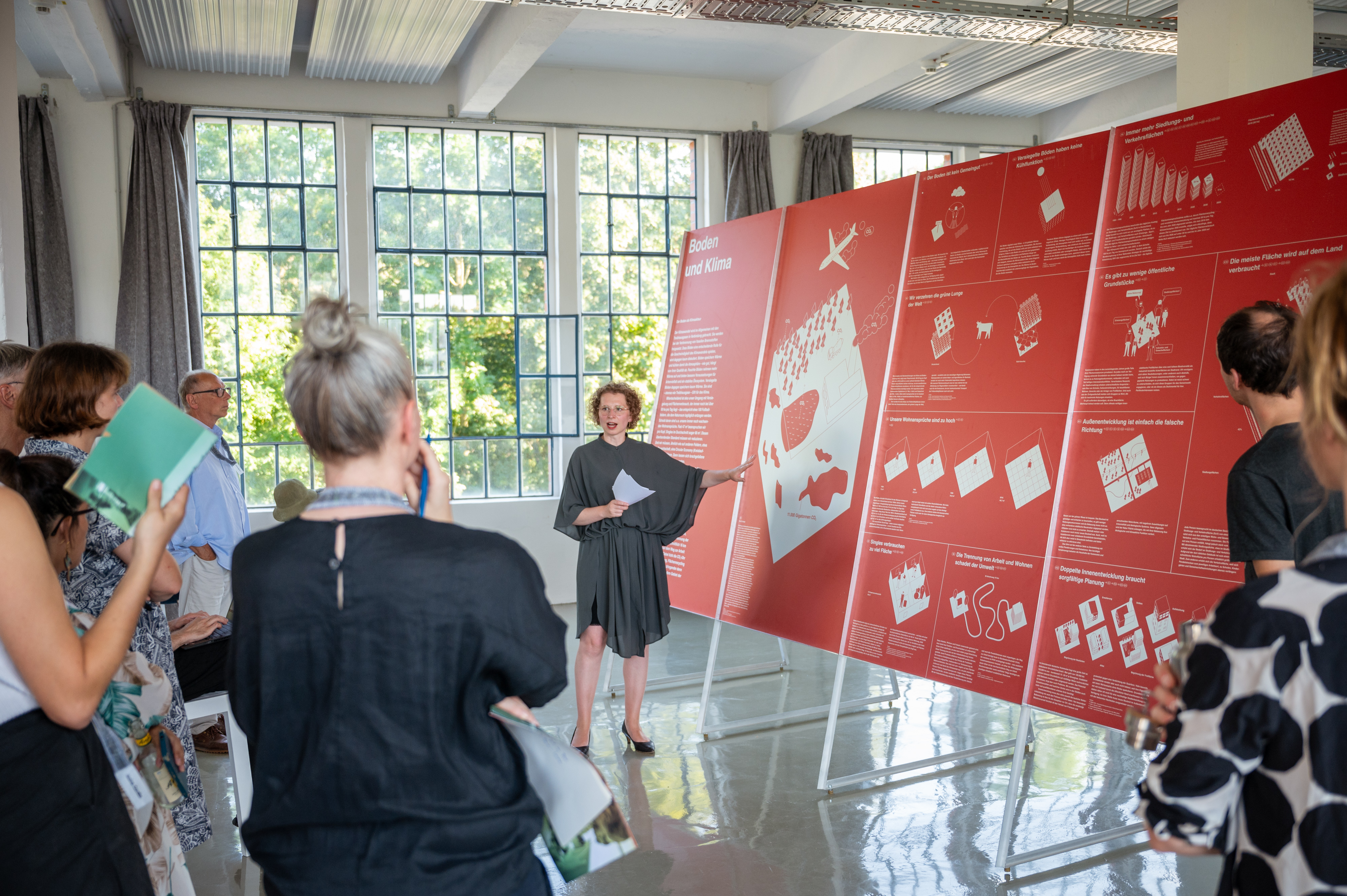 Bildbeschreibungstext